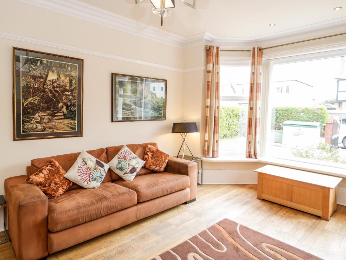 Glendalough Vila Colwyn Bay Exterior foto