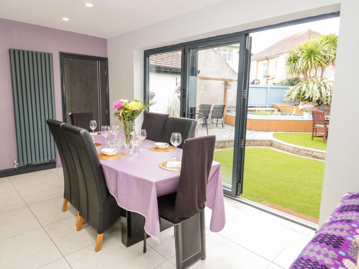 Glendalough Vila Colwyn Bay Exterior foto